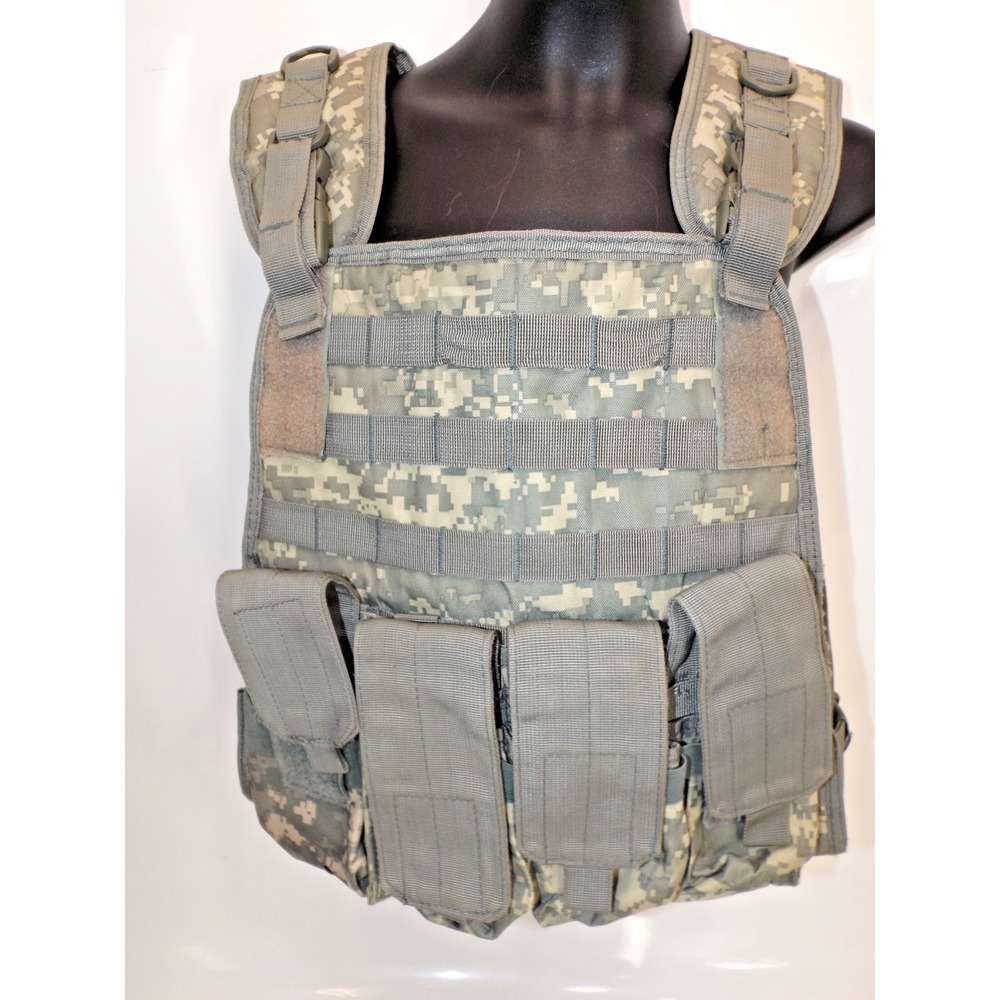 Tactical Molle II tactical Vest with 4 Molle magazine pouches - Adjustable size